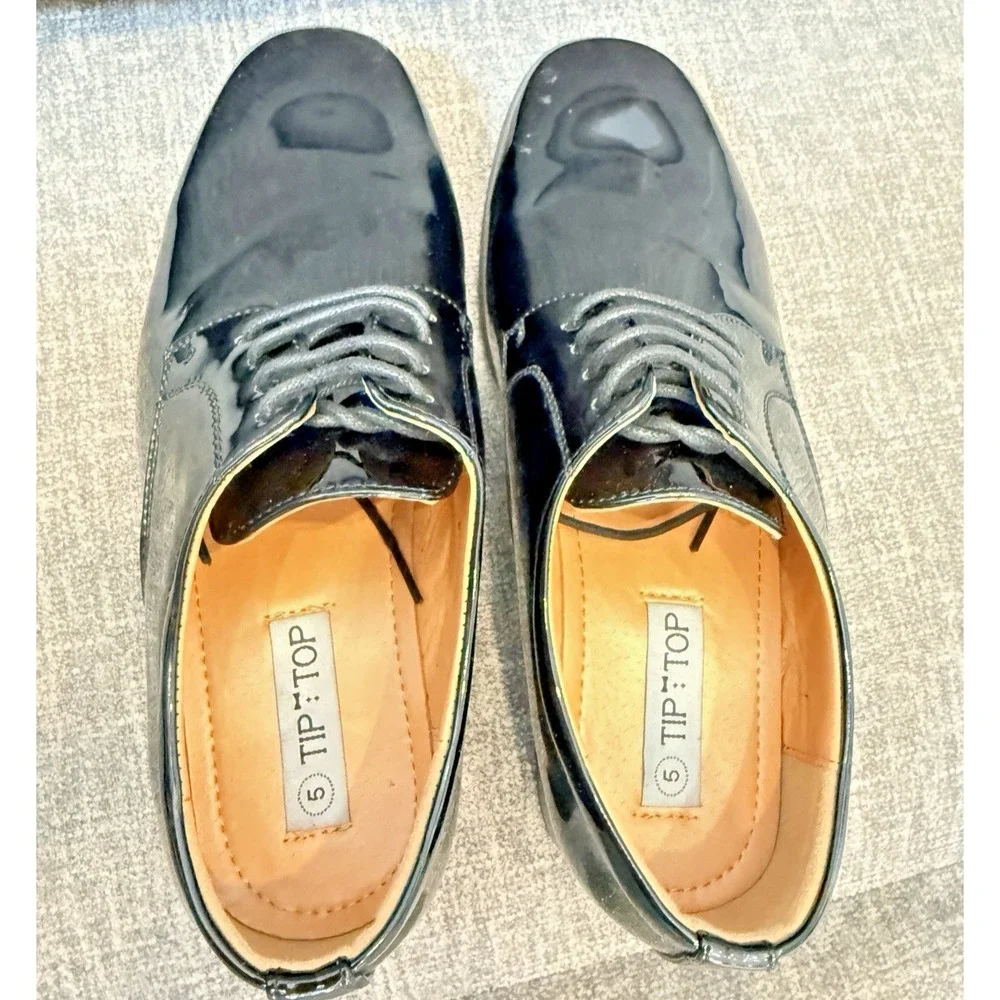 Tip Top Boys Classic Oxfords Dress Shoes Size 5 Black Patent Formal Wedding